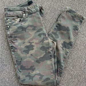 1822 Denim Women's Skinny Camo Jeans - Green & Brown